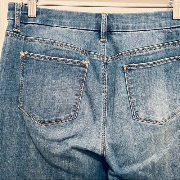 Chico’s So Slimming Velvet Side-Seam Girlfriend Ankle Jeans Women's Sz. 0.5 (6) - Picture 8 of 11